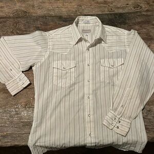 Stetson vintage pearl snap shirt. Size 15 1/2  33